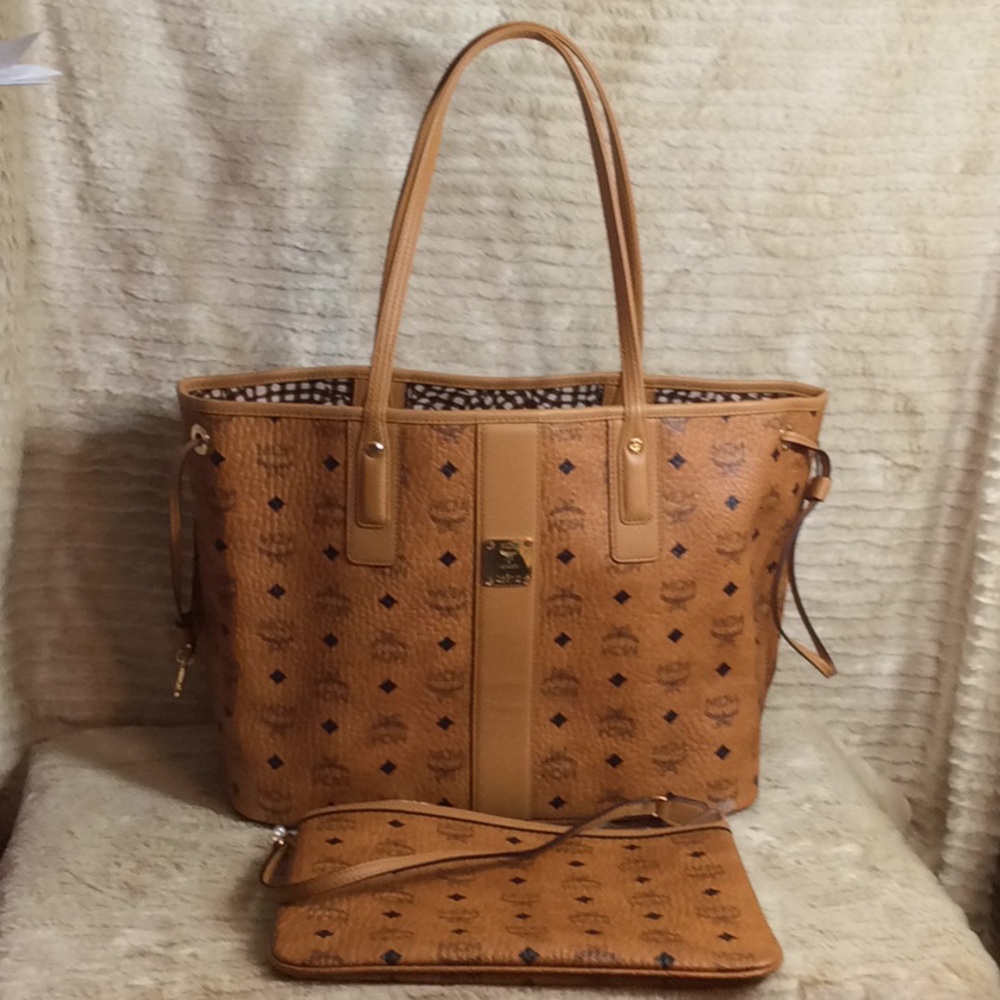 MCM Liz Reversible Shopper Medium